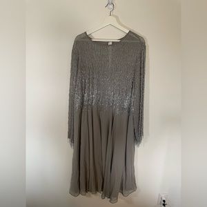 Asps Curve Grey Beaded Dress - size 20